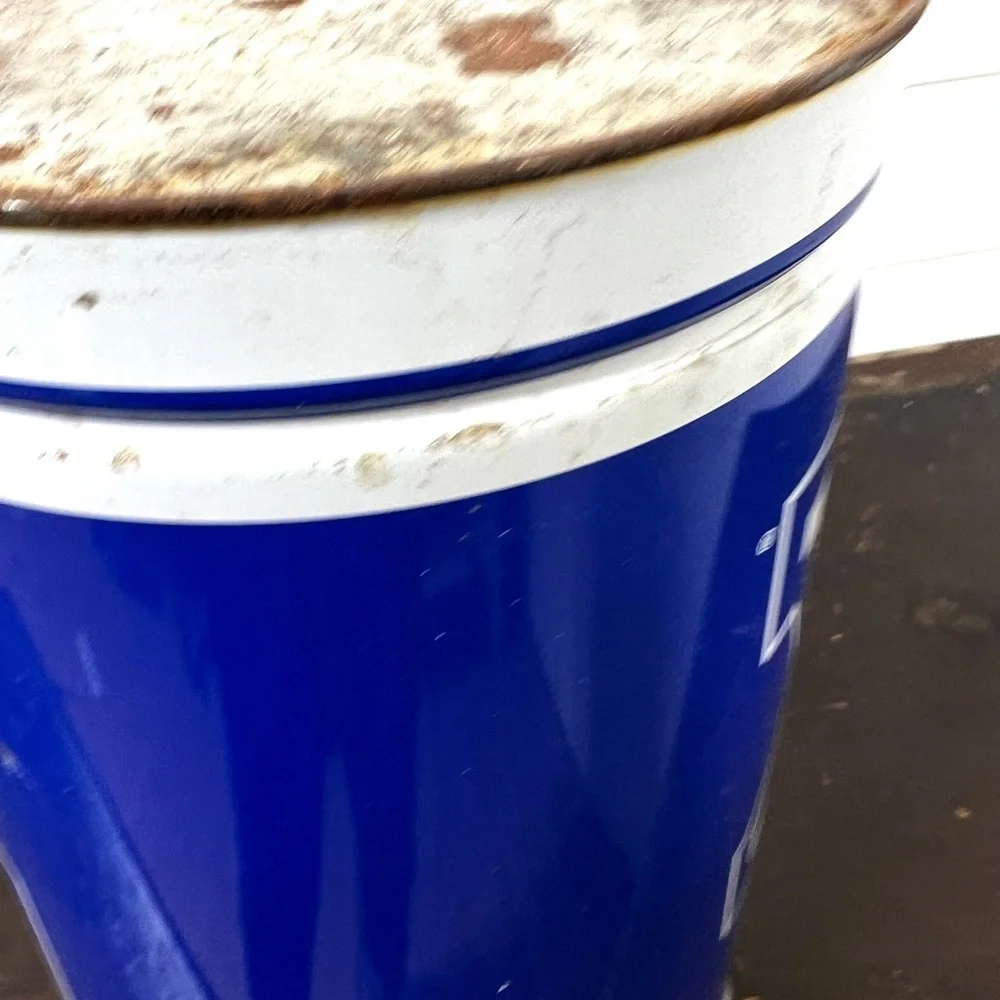 Trash can waste basket metal university Kentucky uk sports decor_8